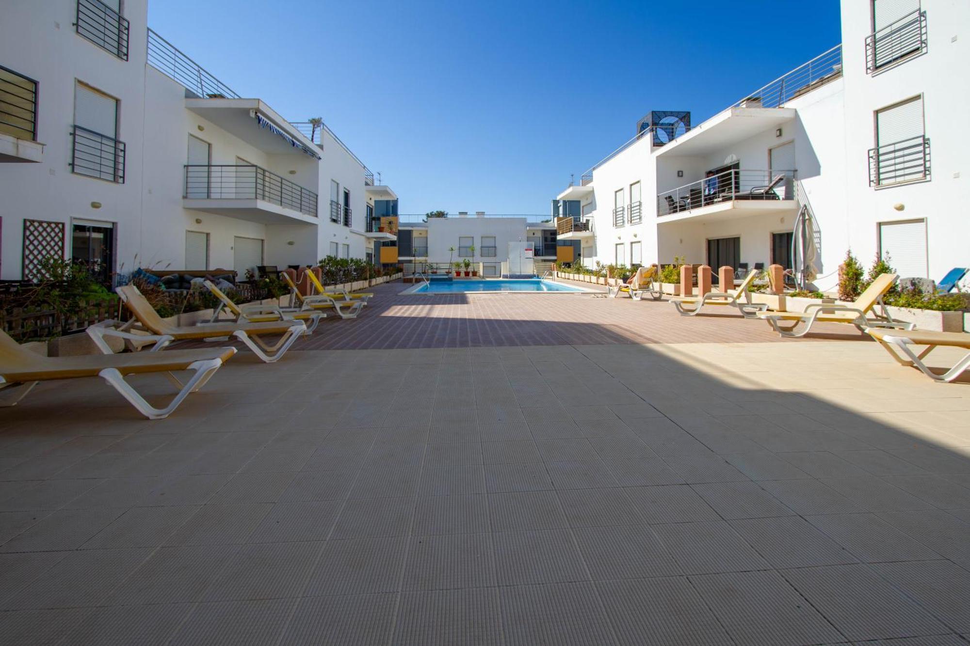 Casa Happiness, Swimming Pool, Fast Wifi, Parking Apartment Lagos Bagian luar foto