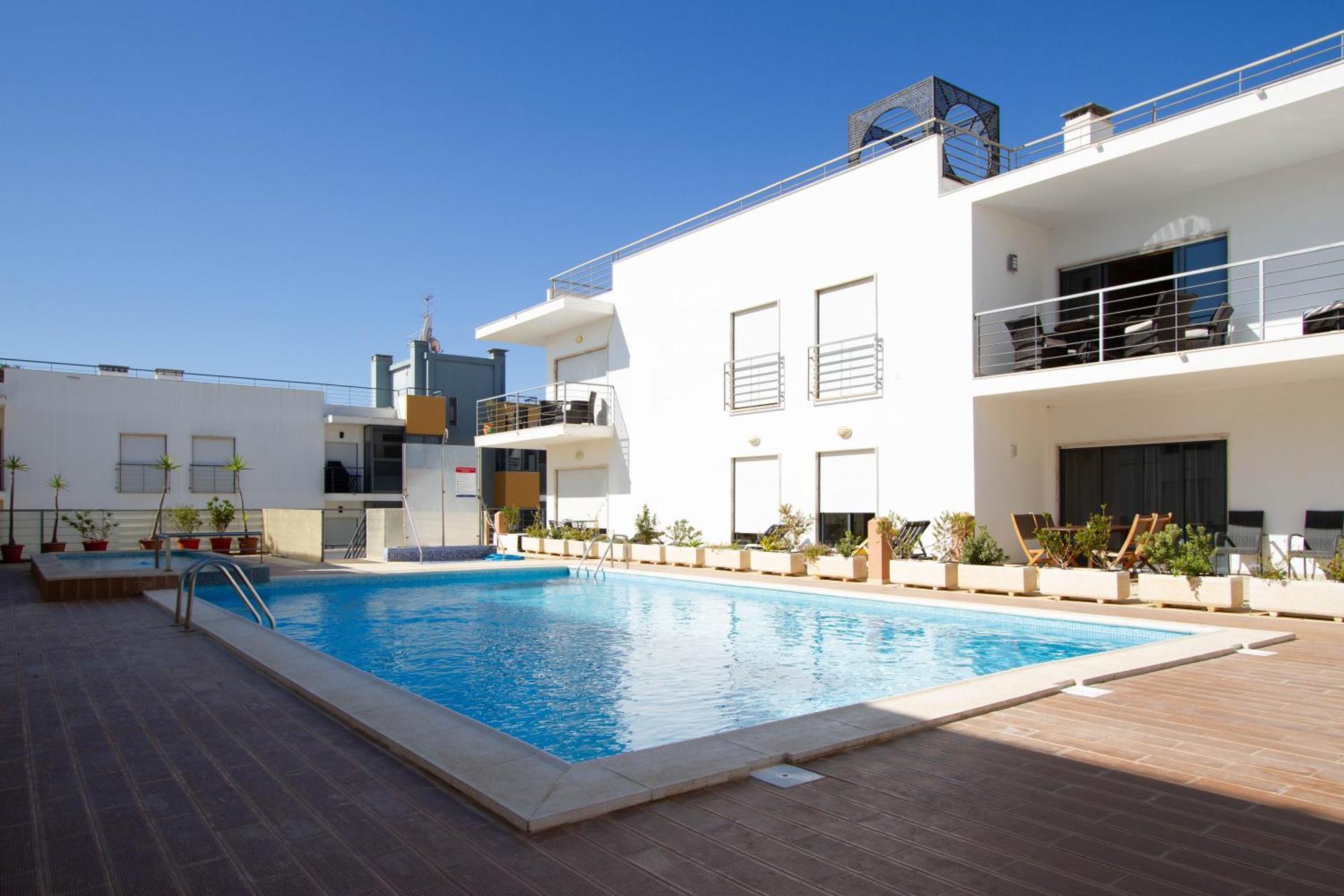 Casa Happiness, Swimming Pool, Fast Wifi, Parking Apartment Lagos Bagian luar foto