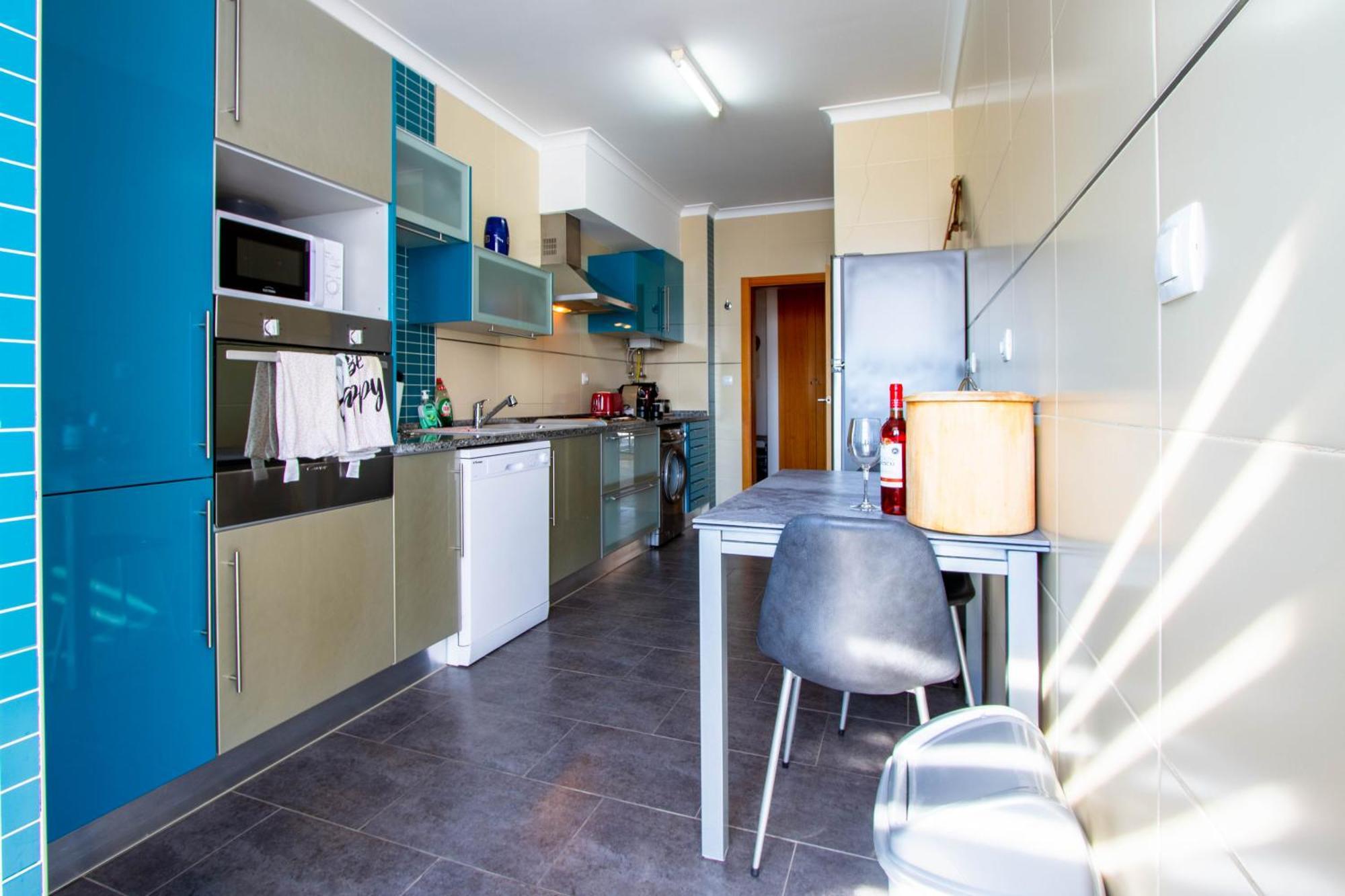Casa Happiness, Swimming Pool, Fast Wifi, Parking Apartment Lagos Bagian luar foto