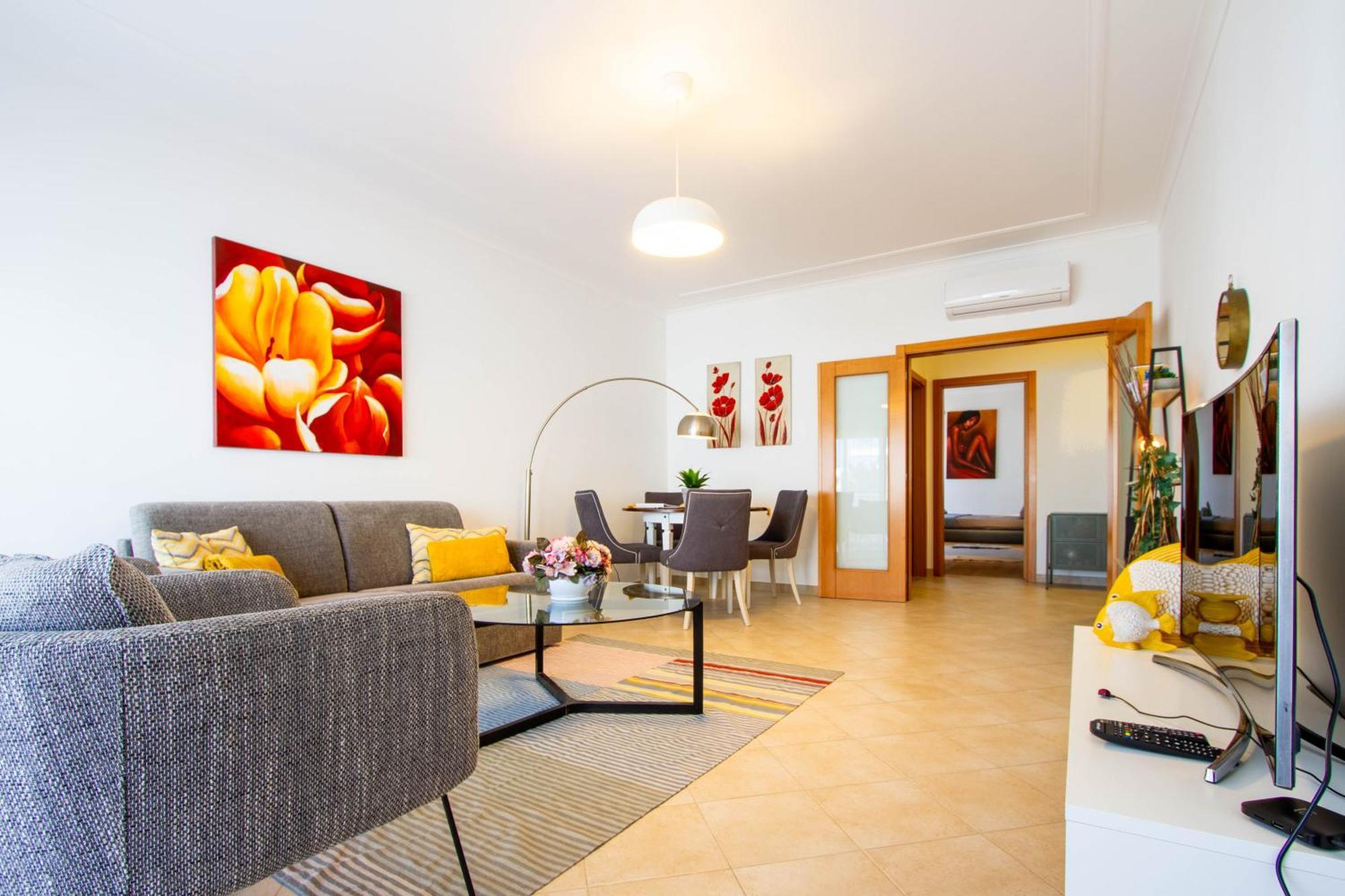 Casa Happiness, Swimming Pool, Fast Wifi, Parking Apartment Lagos Bagian luar foto